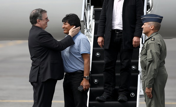 [이슈인포그래픽] 멕시코로 망명한 모랄레스 볼리비아 대통령