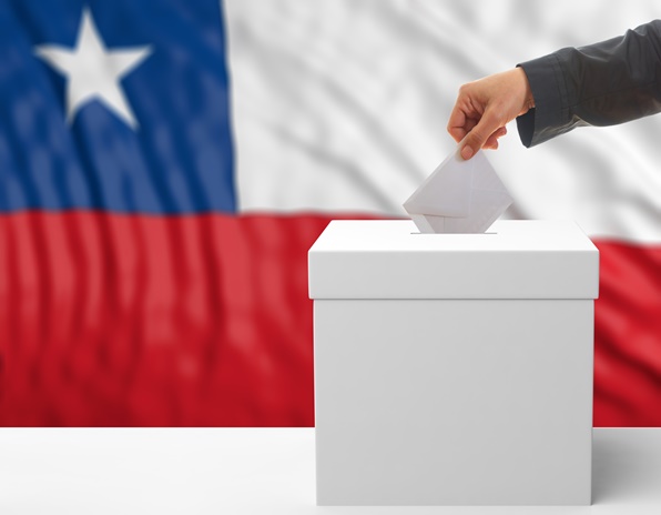 [이슈트렌드] 칠레, 국민투표로 ‘피노체트 헌법’ 몰아내
