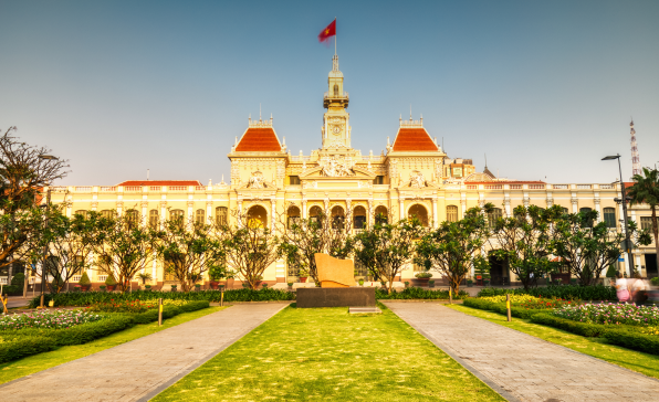 [이슈트렌드] 베트남, 사회경제적 발전 결의문 발표… 교육 및 관광 정상화도 논의 중