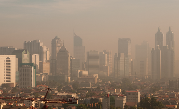 [이슈트렌드] 인도네시아, 갈수록 심각해지는 수도권 대기오염 저감을 위한 대책 마련에 나서