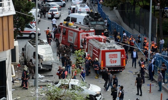 [포토] 터키 경찰서 인근에서 폭발 테러 발생해