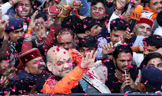[포토] 인도 여당, 모디 총리 고향인 구자라트 주에서 승리