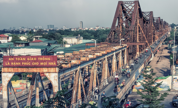 [이슈트렌드] 베트남, 무역 부문 발전 위한 산업다각화 추진