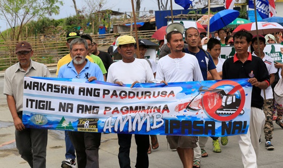 [포토] 필리핀 환경규제정책에 시위 열려