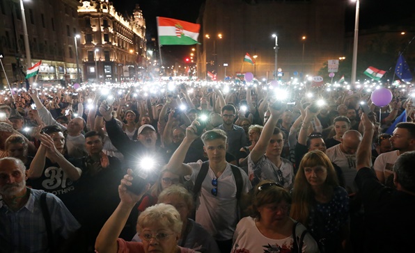 [이슈트렌드] 헝가리 여당 총선 압승...오르반 총리 4선 성공