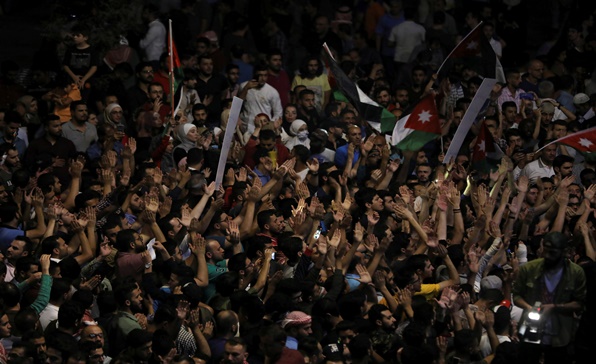 [이슈트렌드] 요르단, 대규모 반정부 시위 발생