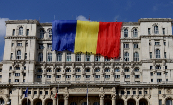 [이슈트렌드] 루마니아, 총리 불신임안 가결...조기 총선 불투명