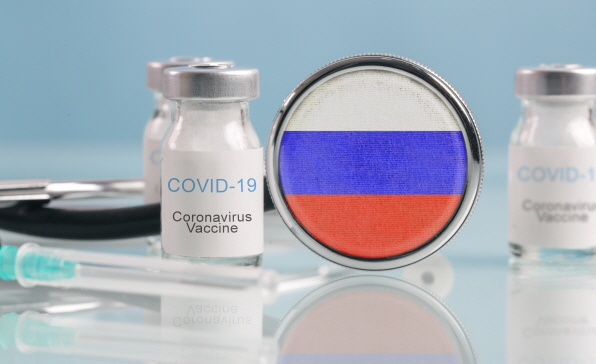 [이슈트렌드] 중동부유럽, 러시아의 코로나19 백신 도입 적극적 고려