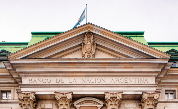 [전문가오피니언] 아르헨티나의 국가 부채와 인플레이션: 2001년의 위기 반복될 것인가