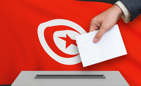 [이슈트렌드] 튀니지 총선, 사상 최저 투표율 기록한 가운데 야권에서는 대통령 퇴진 목소리