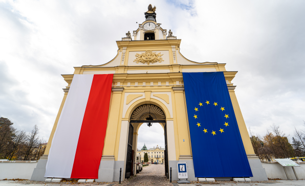 [이슈트렌드] 폴란드, EU와 자국법 우선-사법부 독립성 두고 수년간 갈등...끝내 EU는 폴란드 고소