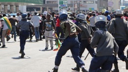 [포토] 짐바브웨 경제위기에 국민들 반정부 시위