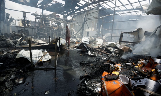 [포토] 사우디 공습으로 Sanaa市 주요 시설 파괴 돼