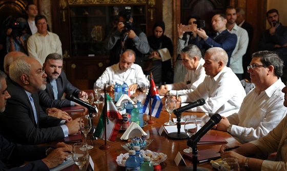 [포토] 이란 외무부 장관, 쿠바 외무부 장관과 회담