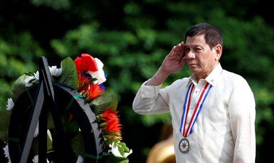 [포토] 필리핀 대통령, 국민 영웅의 날 행사에 참가해