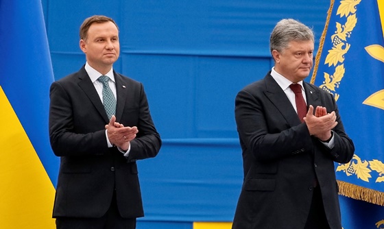 [포토] 우크라이나 대통령, 폴란드 대통령과 독립기념일 퍼레이드 참가