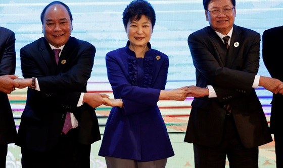 [포토] ASEAN 정상회의, 박근혜 대통령 참석