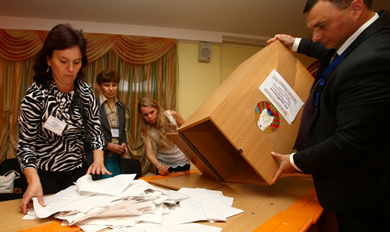 [포토] 벨라루스, 총선 개표 실시