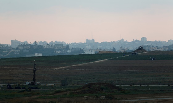 [포토] 이스라엘, 가자 지구에 지하 콘크리트 벽 설치 결정
