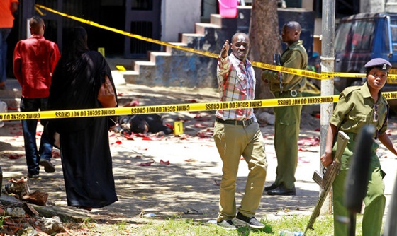 [포토] 케냐 경찰, 경찰서 습격한 무장 괴한 사살
