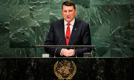 [포토] 라트비아 대통령, EU 총회에서 연설해