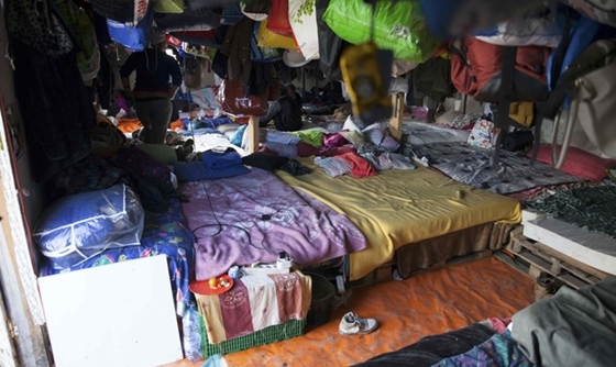 [포토] 프랑스의 난민 캠프 강제 철거로 에티오피아 난민 리옹으로 이동
