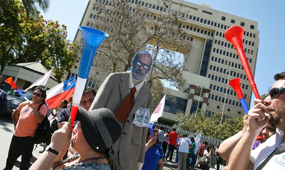 [포토] 칠레 공무원, 임금 인상 시위 벌여