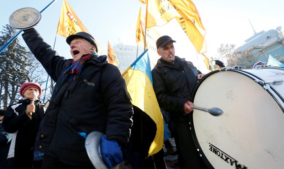 [포토] 우크라이나, 정부 규탄하는 시위 열려