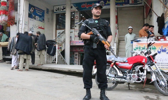 [포토] 파키스탄 경찰, 스와트 밸리 인근 경계 강화