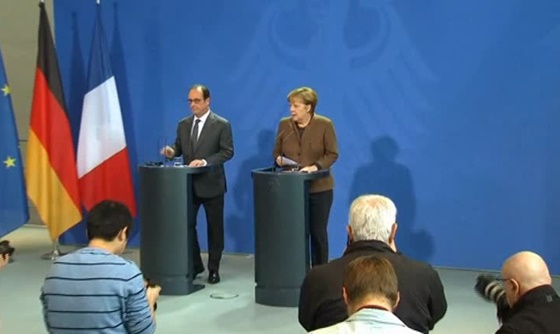 [포토] 독일과 프랑스 정상, 우크라이나 사태로 인한 러시아 제재 연장 합의