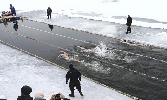 [포토] 벨라루스, 겨울 수영 대회 열려