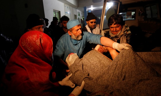 [포토] 아프가니스탄 카불에서 발생한 자살폭탄테러 부상자들 