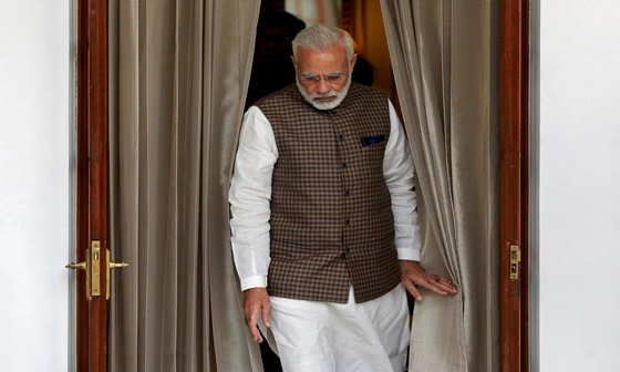 [포토] 인도 총리, 세금 감면 조치 발표 예정