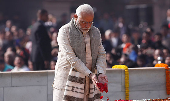 [포토] 인도 총리, 간디 추모식 참석
