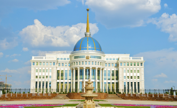 [이슈트렌드] 카자흐스탄, 개헌 이후 조기 대선에서 현임 대통령 압도적 승리